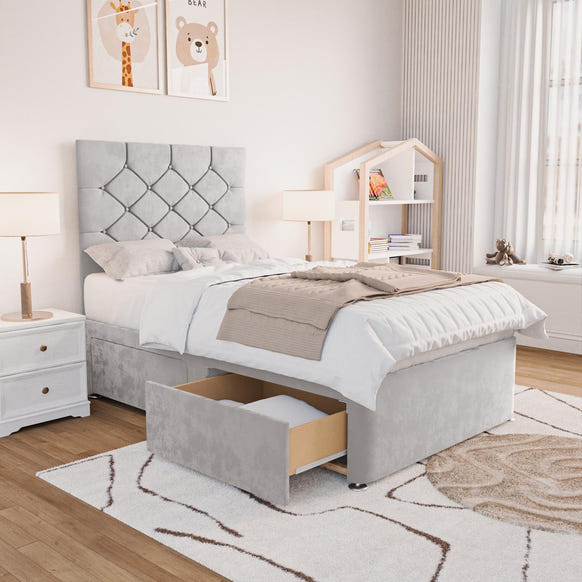 Seville Kids Chesterfield Divan Bed - Silver Plush Velvet