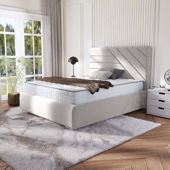 Chicago Upholstered Bed - Silver Plush Velvet