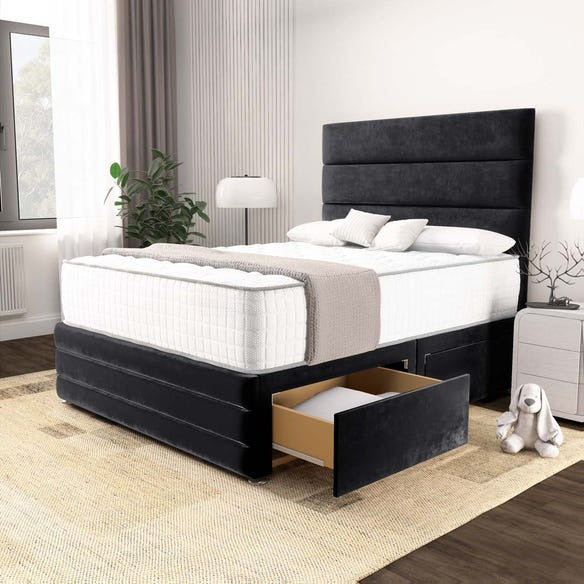 Havana Divan Bed - Black Plush Velvet