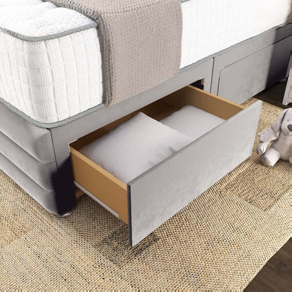 Havana Divan Bed - Silver Plush Velvet