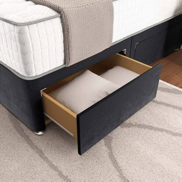Lima Divan Bed - Black Plush Velvet