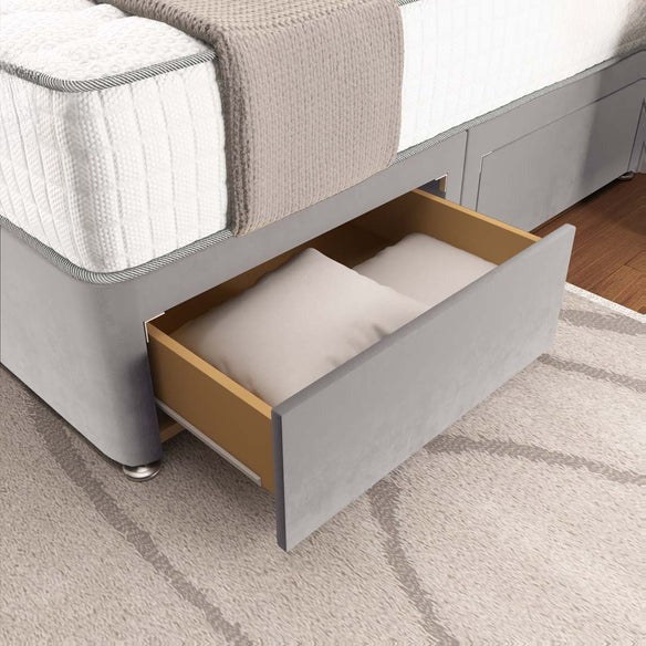 Lima Divan Bed - Silver Plush Velvet