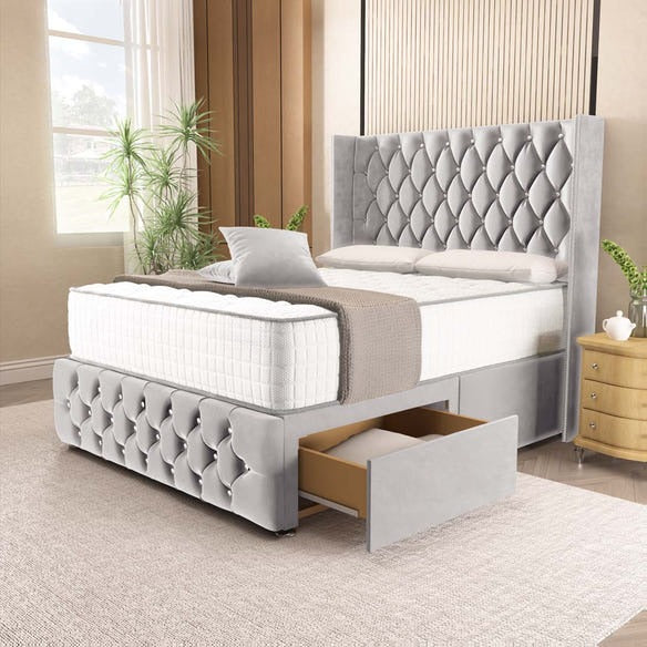 Luxor Wingback Divan Bed - Silver Plush Velvet