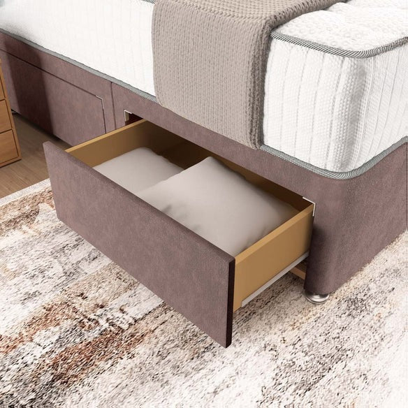 Madrid Chesterfield Divan Bed - Mauve Naples