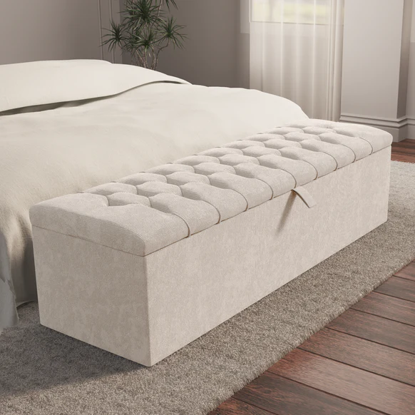 Chesterfield Ottoman Storage Box - Cream Naples